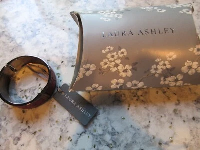 NUEVO EN CAJA BRAZALETE BRAZALETE CON BISAGRAS LAURA ASHLEY 3/4" EN CAJA Foto 1 de 3