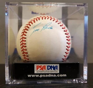 Tim Raines Montreal Expos - Autographed Baseball - PSA/DNA Authentic - Picture 1 of 6