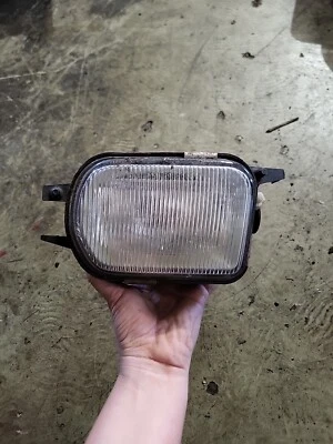 FARO ANTINIEBLA DELANTERO IZQUIERDO SE ADAPTA A: MERCEDES-BENZ CLASE S CUPÉ CL 500/CL 600/CL 55 Foto 1 de 4