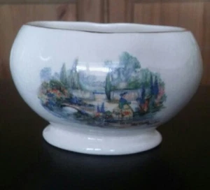 Sandland Ware In einer alten Welt Garten Zuckerdose 3,5" L x 2,75" B x 2" tief. - Bild 1 von 7