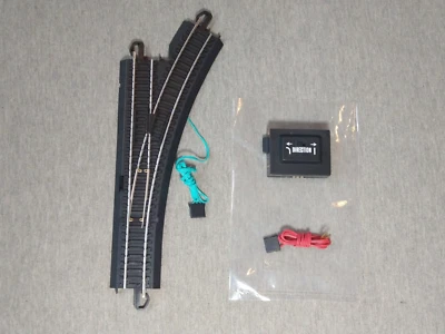 Bachmann E-Z Track HO Right Hand Switch w/ Controller H4561B-R ~ TS - Image 1 of 4
