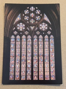 UNUSED POSTCARD - EAST WINDOW, LINCOLN CATHEDRAL, LINCOLN, ENGLAND - Picture 1 of 2