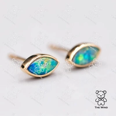 Aretes minimalistas con forma de marquesa australiano doblete ópalo oro amarillo de 18 quilates Foto 1 de 4