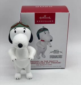 Hallmark Keepsake Snoopy In The Macy’s Day Parade Ornament 2022 NEW - Picture 1 of 11