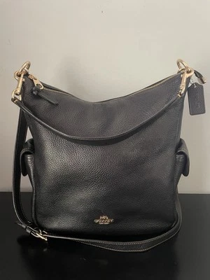 Bolso Bandolera COACH Pennie Cuero Guijarro Negro Herrajes Dorados 2 Correas Foto 1 de 4