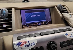 2005-2007 Nissan Pathfinder Dash Mounted Information Display Screen GENUINE OEM - Picture 1 of 5