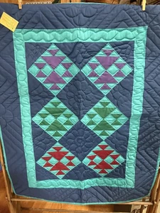 Amish Hand Stitched Old Maid Puzzle Quilt.  - Picture 1 of 5