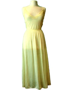 Vtg Vanity Fair Long Nightgown Stretchy Top Lace Flare Nylon Gown sz M Petite - Picture 1 of 6