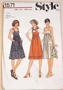 Part UNCUT Style 1571 Vintage 70s Summer Sun Beach Ruffle Edge Pinafore Dress 12 - Picture 1 of 4