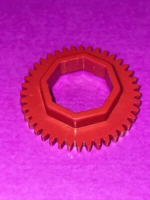 Milton Bradley ROBOTIX R-2000 Robotic Motor Drive Gear Replacement Piece 1984 - Image 1 of 4