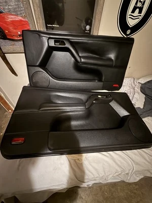 Par de paneles de puerta delantera VW Golf GTI MK3 2 PUERTAS 1HM 867 011 1HM 867 012 OEM genuino Foto 1 de 4