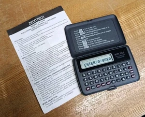 Zeon Tech Rechtschreibprüfung Thesaurus Taschenrechner inklusive neuer Batterien - Bild 1 von 4