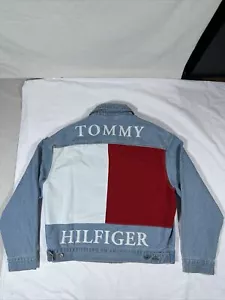 Vintage Tommy Hilfiger Denim Jacket Flag Patch Logo Mens Size Medium EUC - Picture 1 of 18