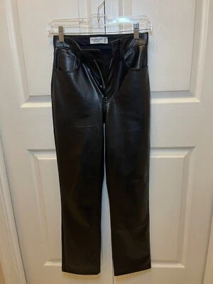 Pantalones rectos de cuero negro sintético tiro ultra alto Abercrombie & Finch años 90 24/00 Foto 1 de 4