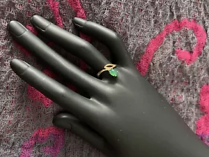 Anello vintage personalizzato a forma libera - vero crisoprasio / oro 14 carati - misura 6 1/2 - Foto 1 di 6