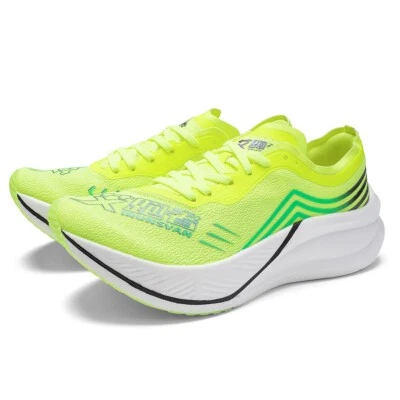 Zapatos deportivos antideslizantes para correr maratón con placa de carbono de nailon acolchados para hombre Foto 1 de 4