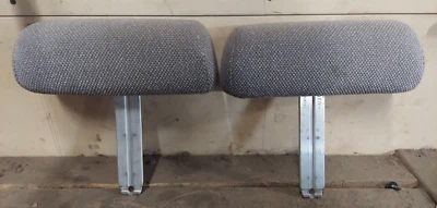 Ford Mustang GT 1999-2004 cupé asiento delantero izquierdo derecho gris reposacabezas OEM Foto 1 de 2