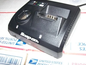 Snap-On CTC131, 14.4V - 18 V Dual Bay Charger Lithium Ion Battery Charger. - Picture 1 of 4