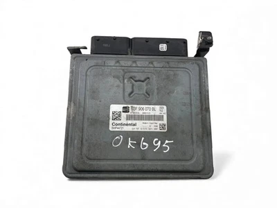 Centralina motore Seat Ibiza IV 6J5, 6P1 ECU 03F906070BL 2011 33070118 - Immagine 1 di 4