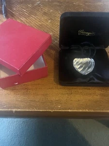 Vintage Giorgio Baccarat Puff Crystal heart necklace on black cord, original box - Picture 1 of 8