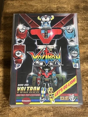 ThreeZero ROBO-DOU Voltron Defender of the Universe Retro Toy Ver NEW IN HAND - Image 1 of 4