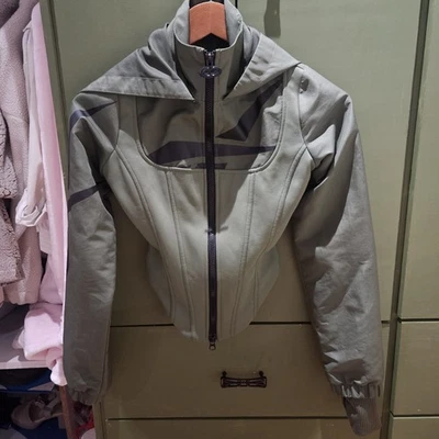 Reebok Classic MUJER CARDI B CORSÉ SUDADERA CON CAPUCHA HA2705 ENVÍO GRATUITO Foto 1 de 4