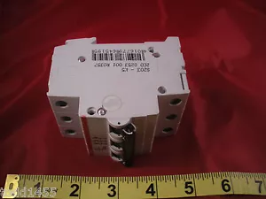 Interruttore ABB S203-K5 2CD S253 001 R0357 3 poli 5a 277/480 vac Nnb nuovo - Foto 1 di 5