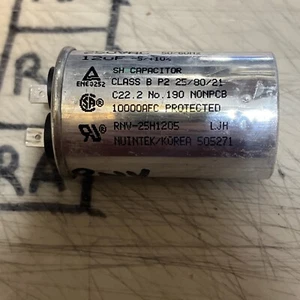 Refrigerator Whirlpool Capacitor Part#RNV 25H1205. - Picture 1 of 2