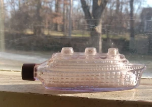 1920s FIGURAL OCEANLINER LT AMETHYST GLASS PERFUME BOTTLE MADE IN FRANCE RARE - Picture 1 of 10