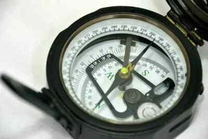 Brass Brunton Pocket Transit Compass with Leather Case Vintage Working Gift - Picture 1 of 3