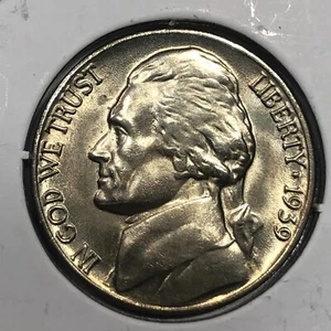 1939 Jefferson 5 cent #19423 - Uncirculated - Picture 1 of 2