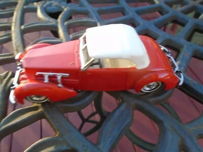VINTAGE Matchbox 1937 Cord Model 812 Convertible Phantom Sedan No YY-18 Die Cast - Image 1 of 4