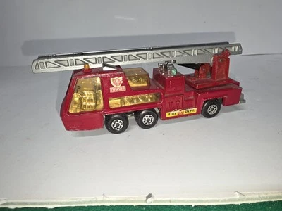 Matchbox Super Kings K-9 Fire Tender Fire Aerial Ladder Truck 1972 Lesney  - Image 1 of 4