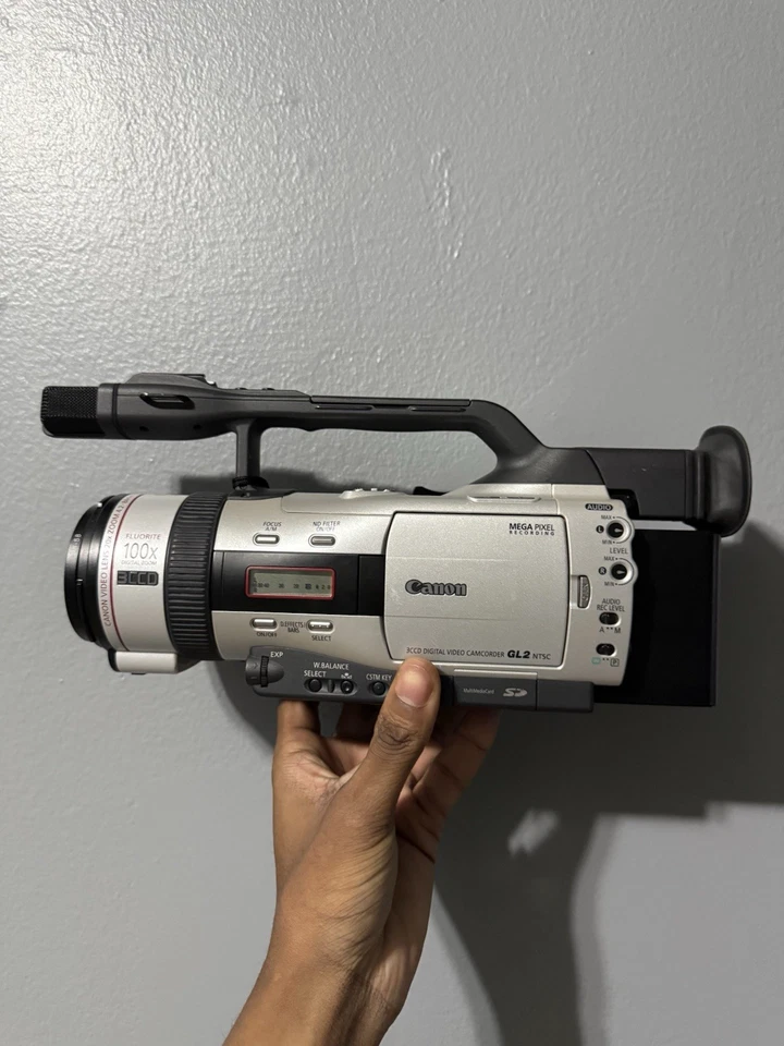 Canon DM-GL2 a MiniDV - Image 1 of 4