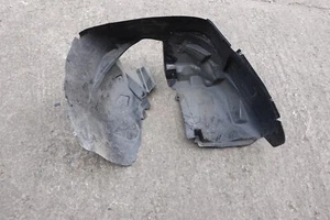 42635 AB 2016 JEEP RENEGADE OSF RIGHT FRONT SPLASH GUARD. 51965514 - Picture 1 of 3