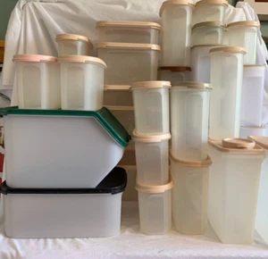 Riesiges Set Vintage Tupperware Modular Mates 64 Teile zum Organisieren von Speisekammer oder Basteln - Bild 1 von 24
