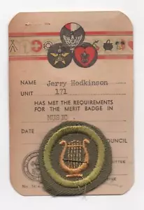 Music Merit Badge, Type E Khaki Narrow Crimped w/ Issued (1960) Card - Picture 1 of 2