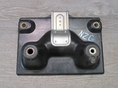 03-09 SOPORTE BANDEJA BATERÍA NISSAN 350Z Z33 64866-AL500 OEM Foto 1 de 4