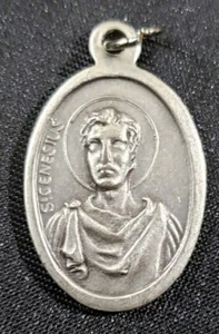 Saint Genesius Medal - Patron Saint of Actors - with 24" Silver Chain - Bild 1 von 3