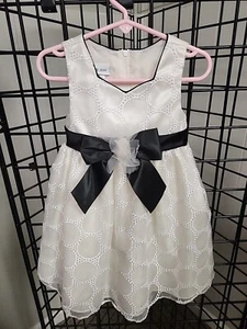Holiday Wedding Easter Ivory Party Dress Dressy Occasion Bonnie Jean Toddler 2T - Picture 1 of 8