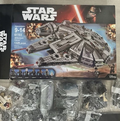 Juego de construcción Disney Star Wars: Halcón Milenario 61103 (75105) Foto 1 de 4