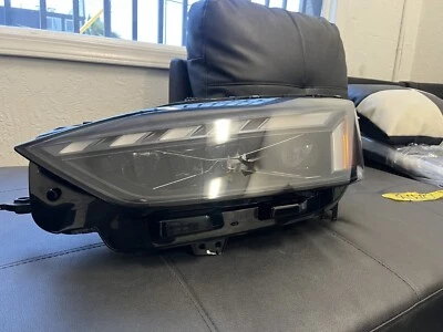 Faro lateral izquierdo audi rs5 2021, 2022, 2023, 2024 (lado conductor) Foto 1 de 4