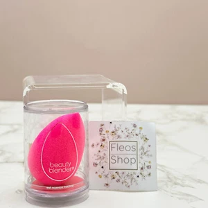 Beautyblender Original Makeup Sponge - Full Size -  Sealed & 100% Authentic - Picture 1 of 3