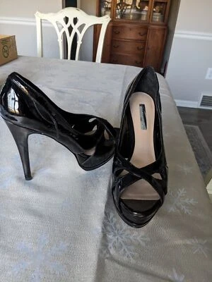 Zapatos de tacón de aguja H by Halston para mujer talla 8,5 negro charol plataforma peeptoe Foto 1 de 4