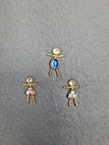 Vintage Set Of Three Small Girl Lapel Pins Pink Blue Silver Gems For Dress - Picture 1 of 5