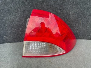 2010-2011 Mercury Milan Tail light Assembly right passenger side genuine nice - Picture 1 of 5