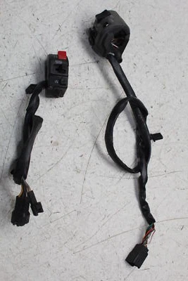 Kawasaki Ninja ZX6R ZX636C 2005 interruptores de control de señal izquierda derecha  Foto 1 de 4