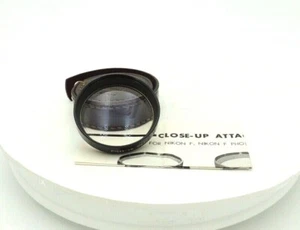 Nikon Nikkor Close-Up Attachment No. 1  for Nikon F, 52 mm  Case  - Picture 1 of 2