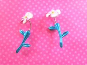Pink flower fake gauge plug 3D earrings - Picture 1 of 3