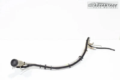 Chevrolet Traverse 2018-2023 3,6 L V6 gasolina cuello de combustible tubo de llenado OEM Foto 1 de 4